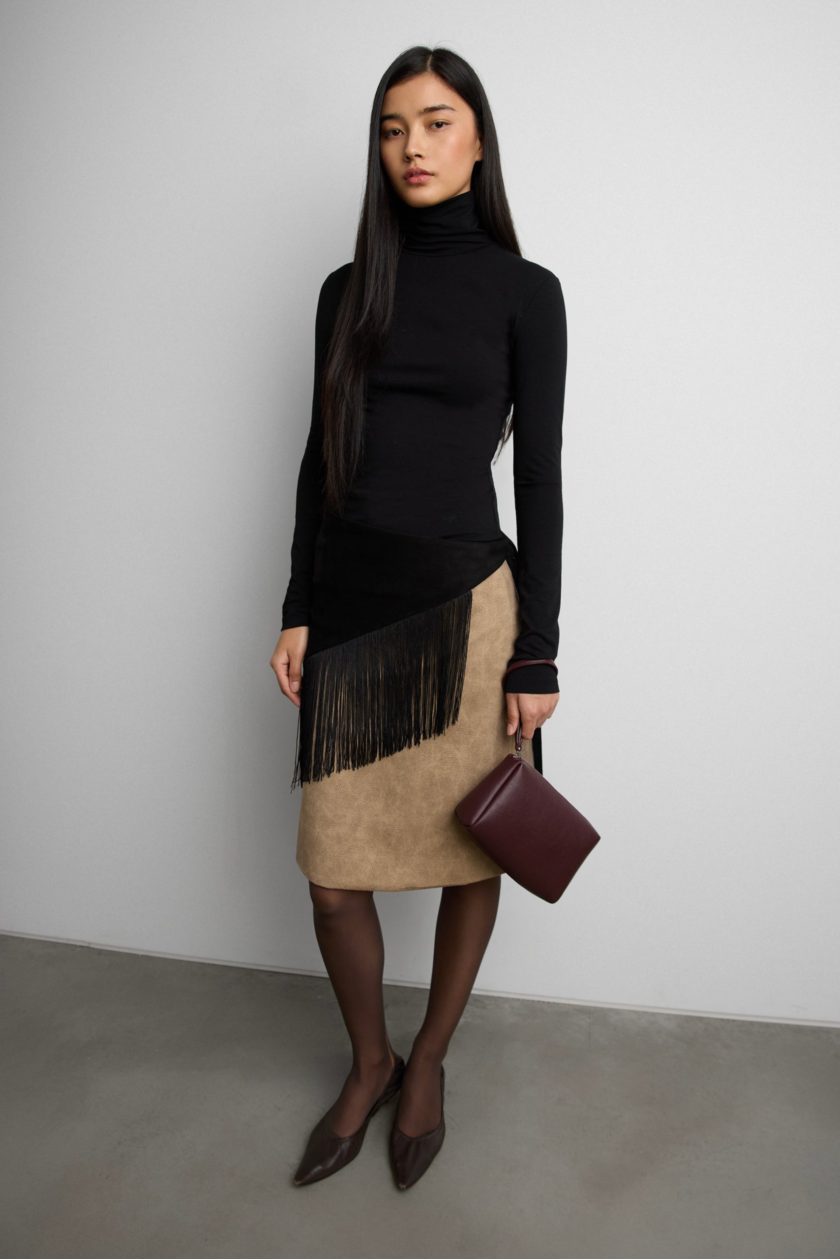 COTTON MODAL SLIM FIT TURTLENECK TOP
