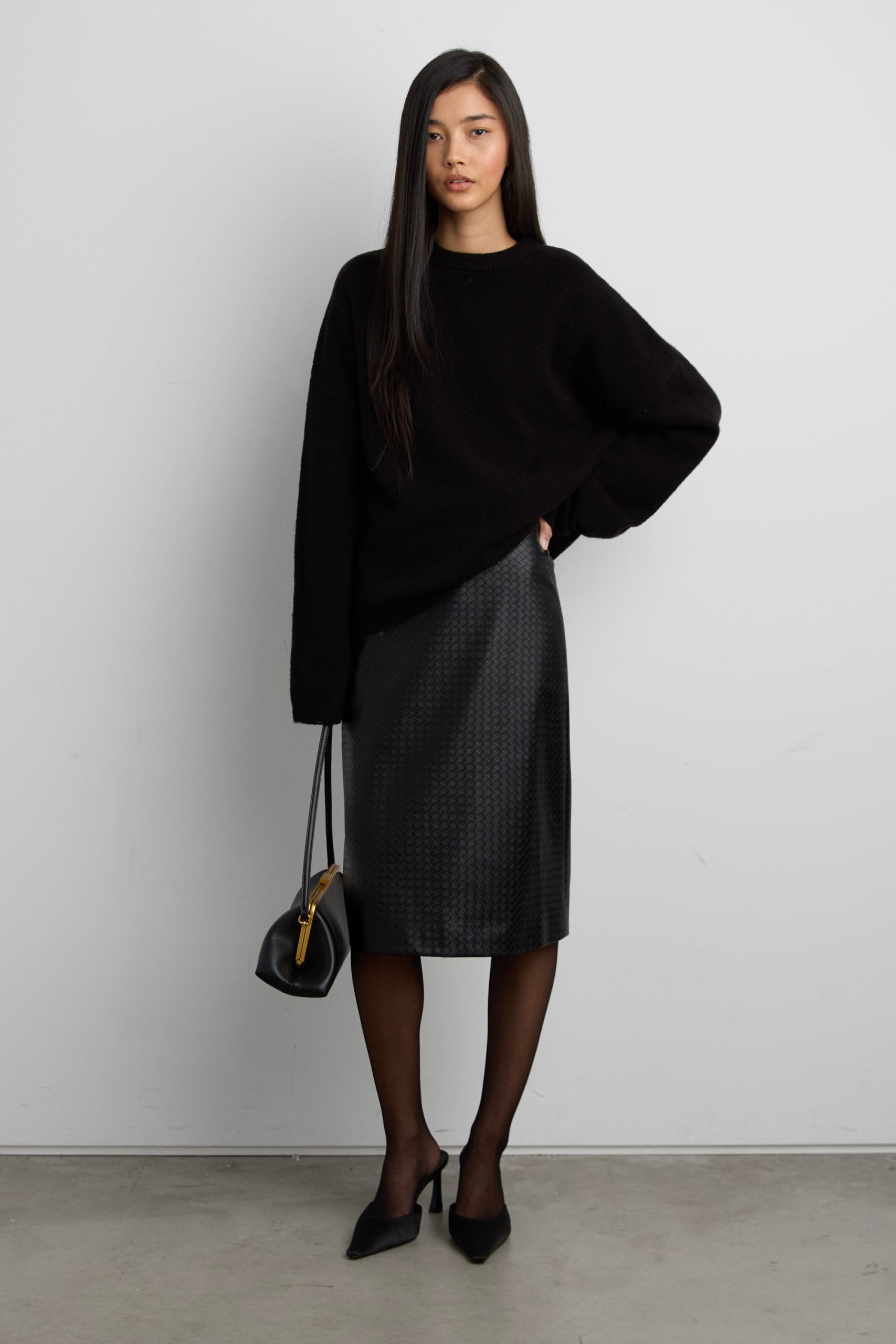 TEXTURED VEGAN LEATHER MIDI PENCIL SKIRT
